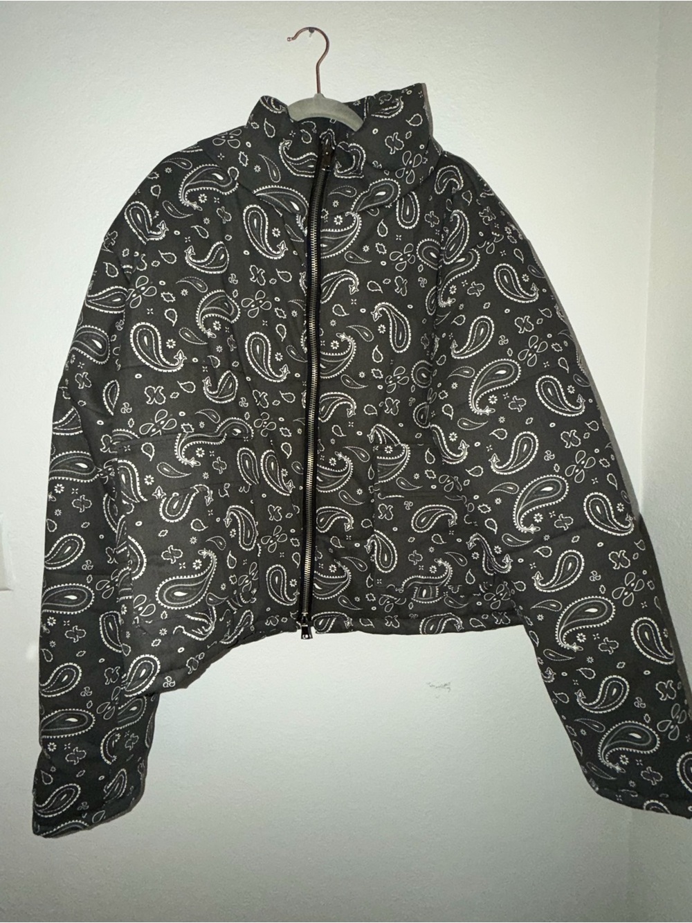 MNML Black Paisley Puffer Jacket
